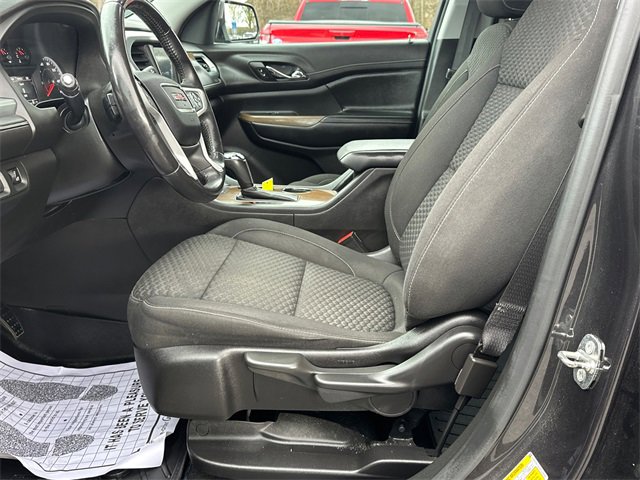 Used 2019 GMC Acadia SLE image 9