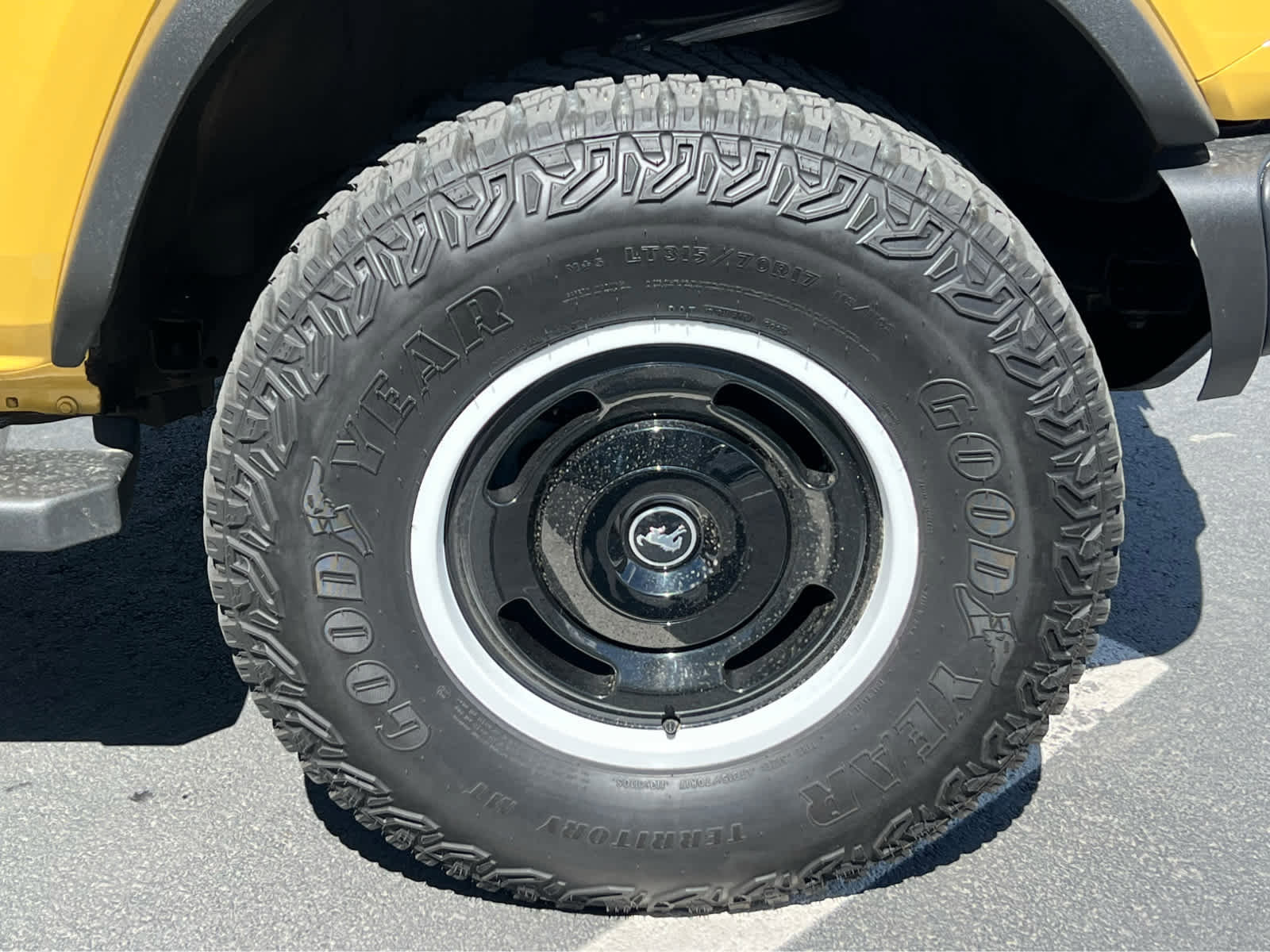 Certified 2023 Ford Bronco Heritage Edition image 16