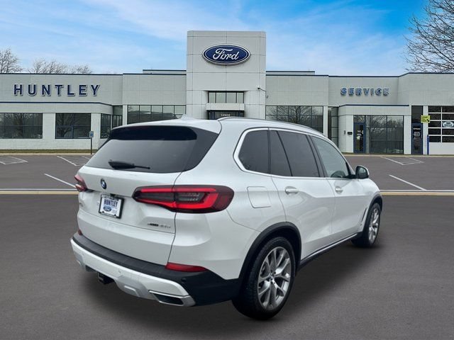 Used 2021 BMW X5 xDrive45e w/ Premium Package AWD/4WD image 4