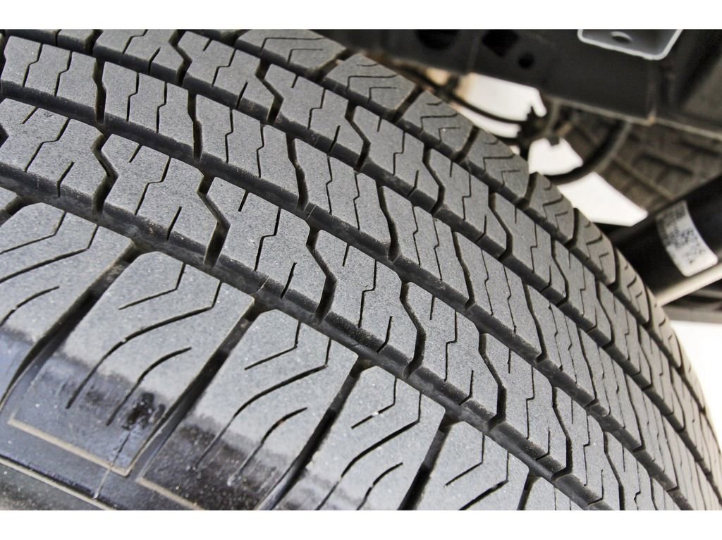 Certified 2022 Ford F150 XLT w/ Equipment Group 302A High image 32