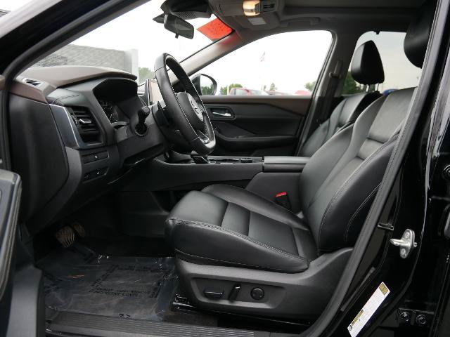 Used 2023 Nissan Rogue SV w/ SV Premium Package AWD/4WD image 10