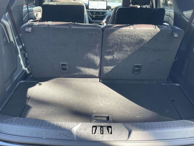 Certified 2025 Ford Explorer Platinum image 31