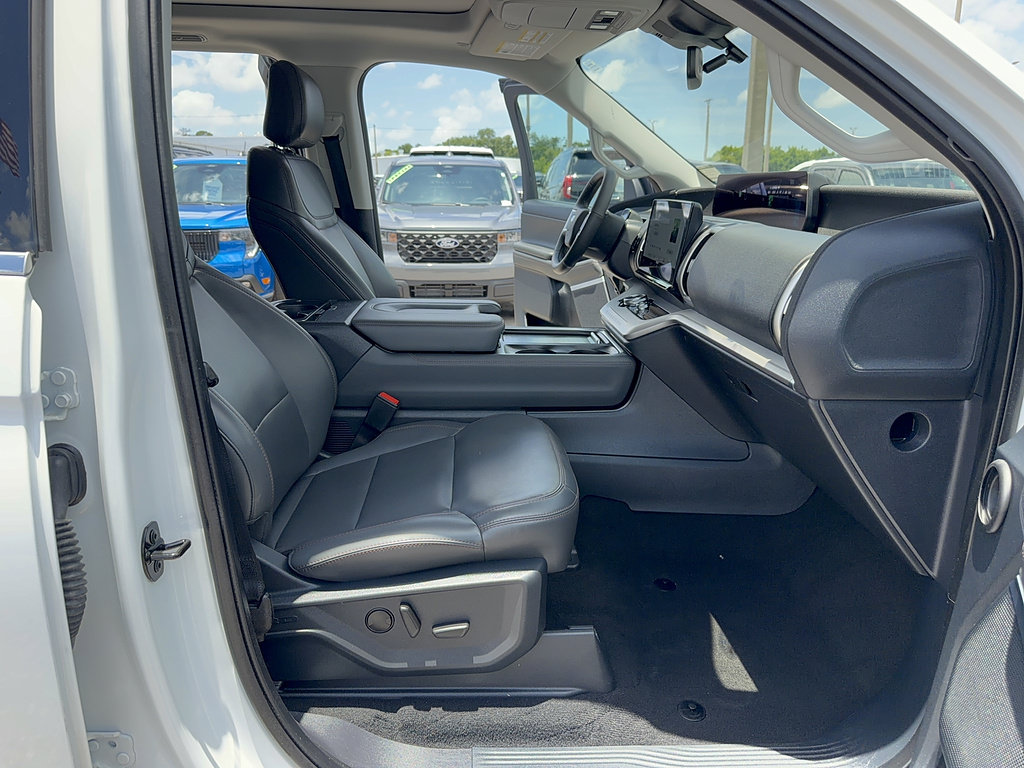 Certified 2025 Ford Expedition Max Active RWD image 15
