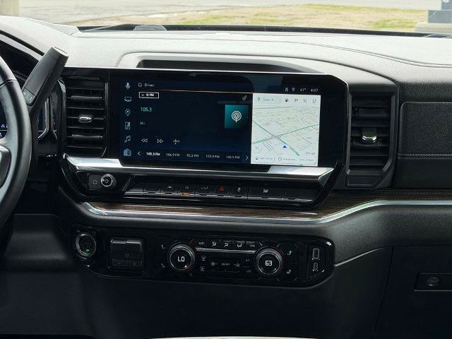 Used 2025 Chevrolet Silverado 1500 LT AWD/4WD image 9