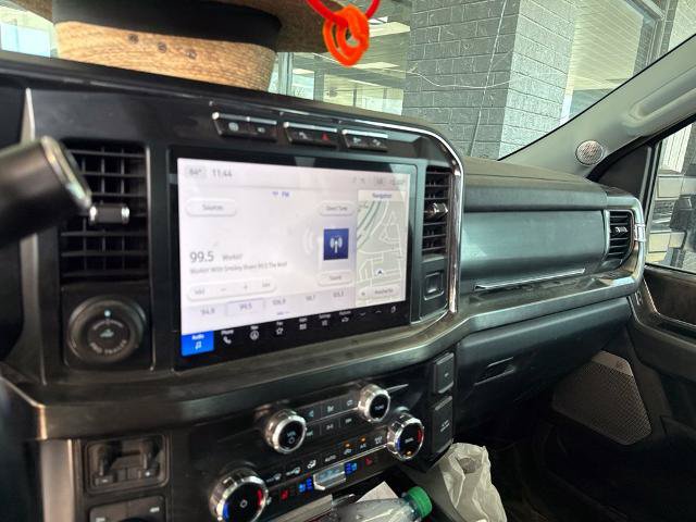 Certified 2023 Ford F250 Lariat w/ Lariat Ultimate Package AWD/4WD image 8