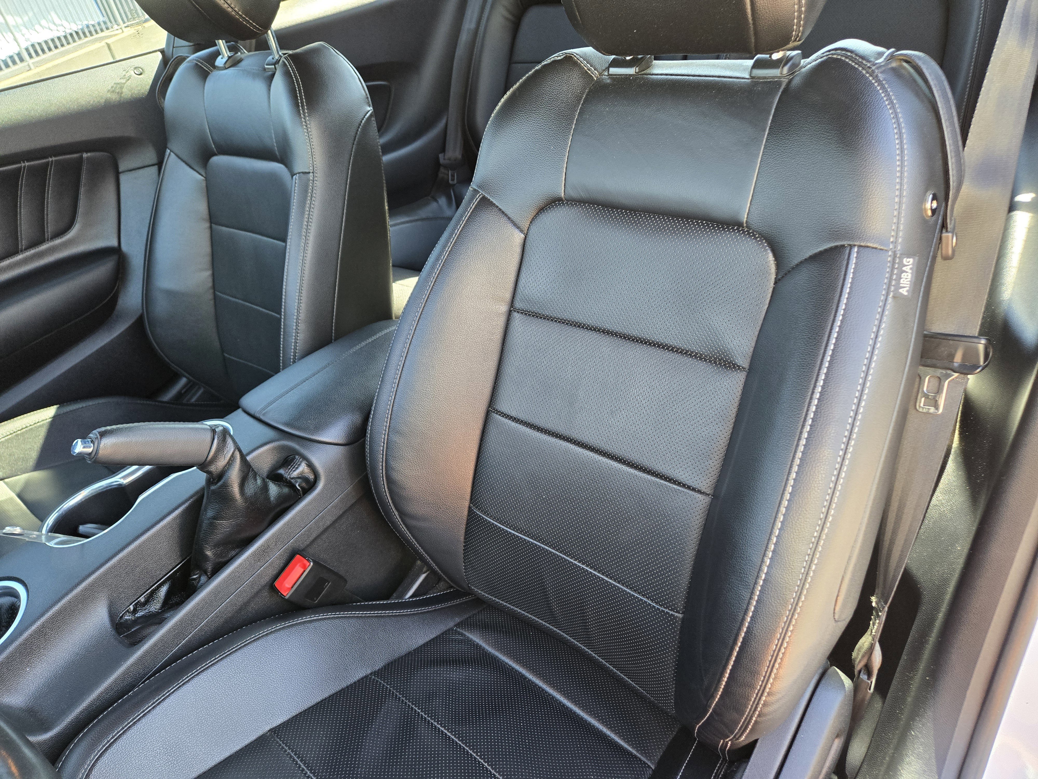 Certified 2019 Ford Mustang GT Premium w/ GT Performance Package image 18