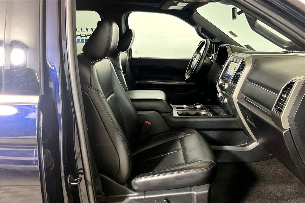 Certified 2021 Ford Expedition XLT RWD image 4