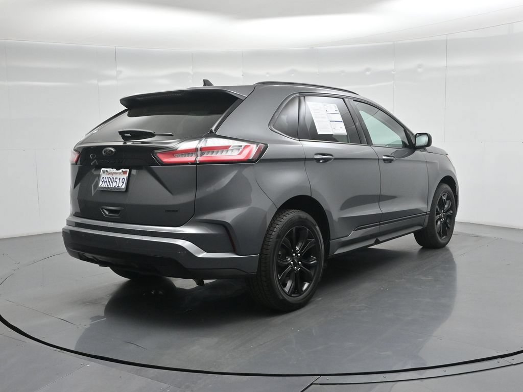 Certified 2023 Ford Edge SE w/ Black Appearance Package AWD/4WD image 27