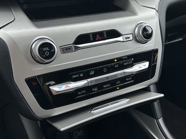 Certified 2022 Ford Explorer XLT image 21