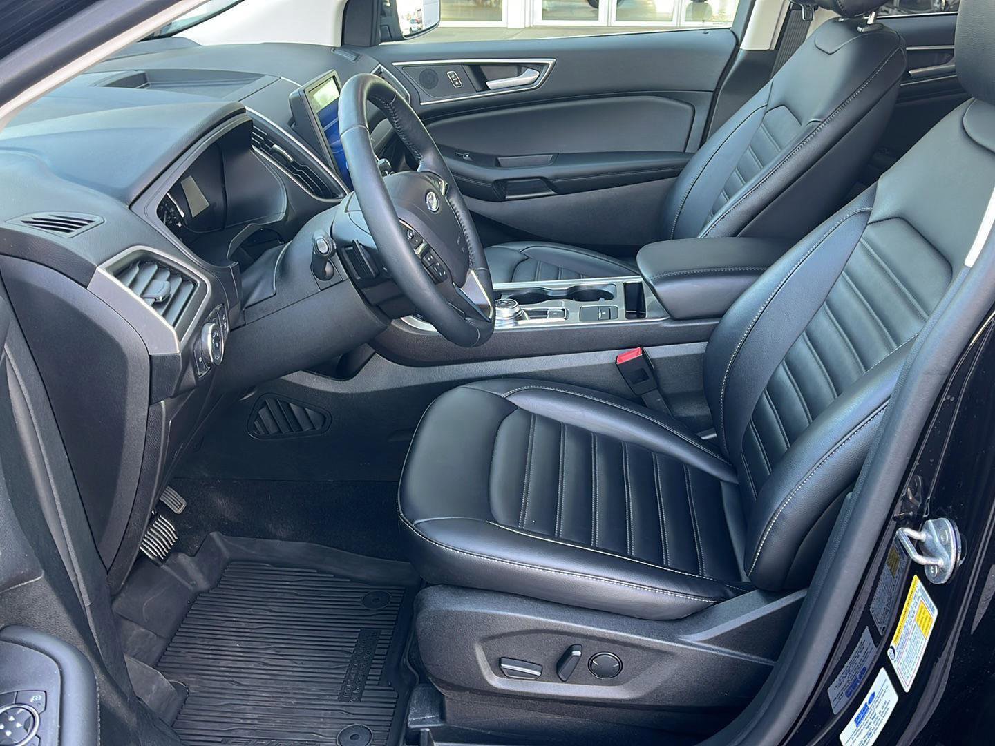 Certified 2024 Ford Edge SEL w/ Convenience Package image 10