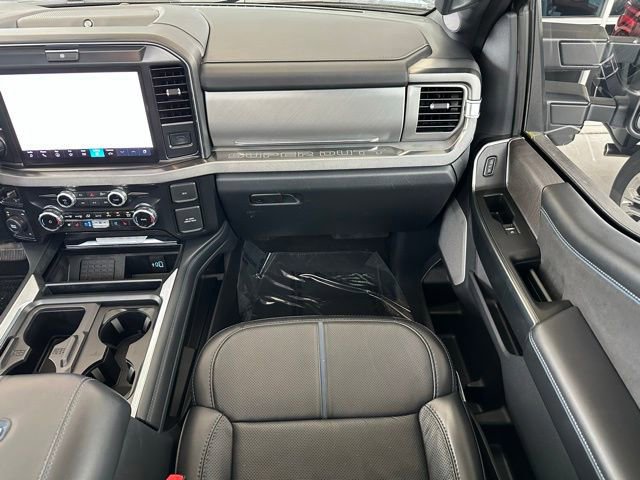 Certified 2025 Ford F250 Platinum image 13