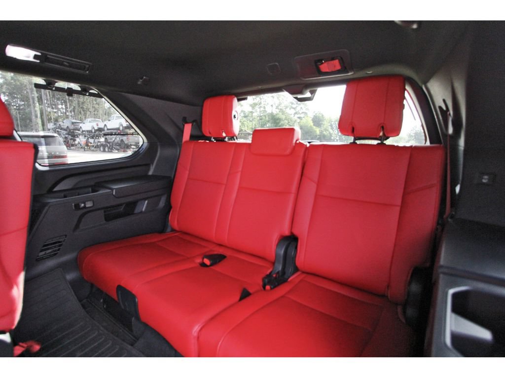 Used 2025 Toyota Sequoia TRD Pro AWD/4WD image 11