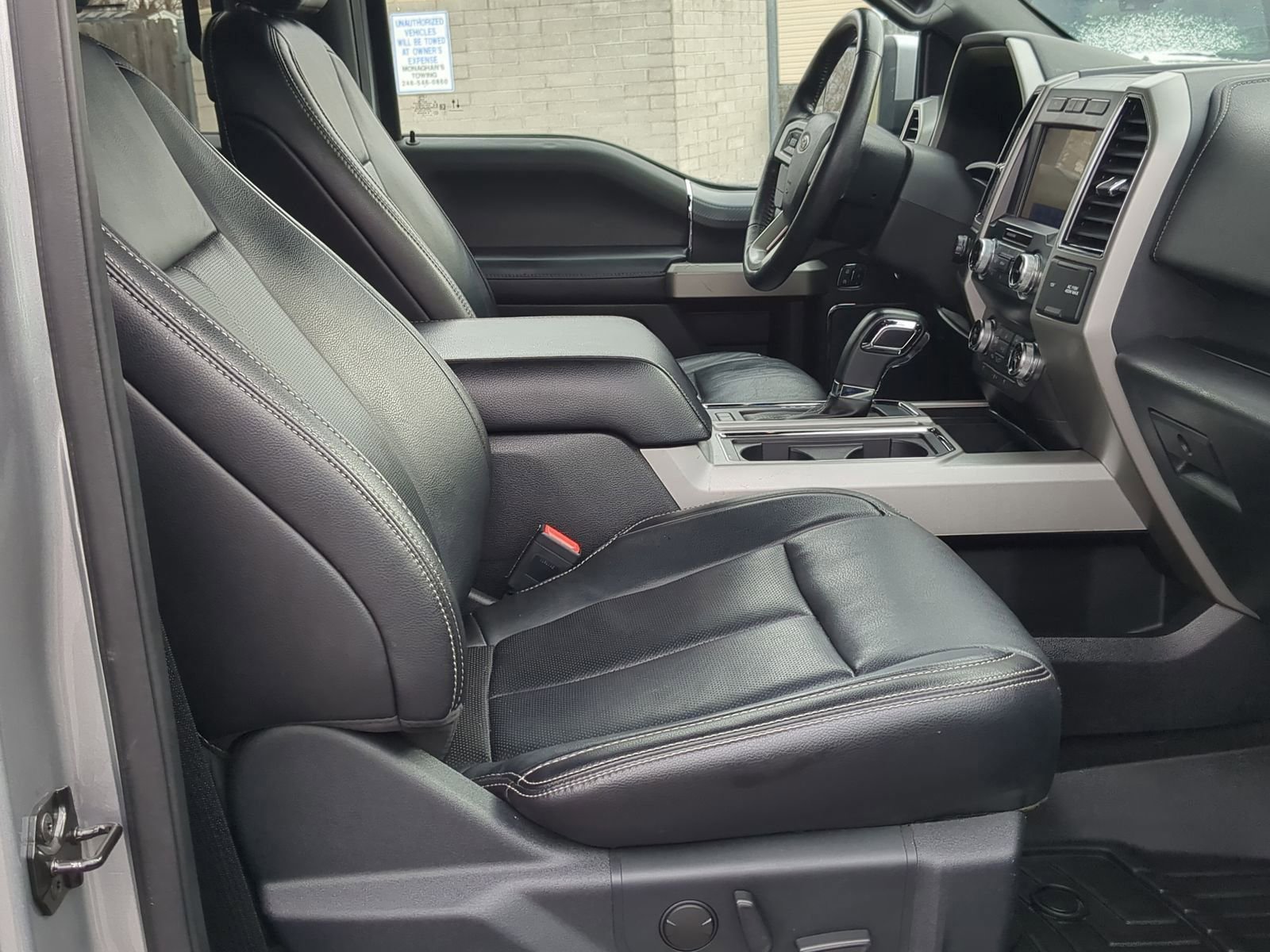 Certified 2020 Ford F150 Lariat w/ Equipment Group 502A Luxury image 28