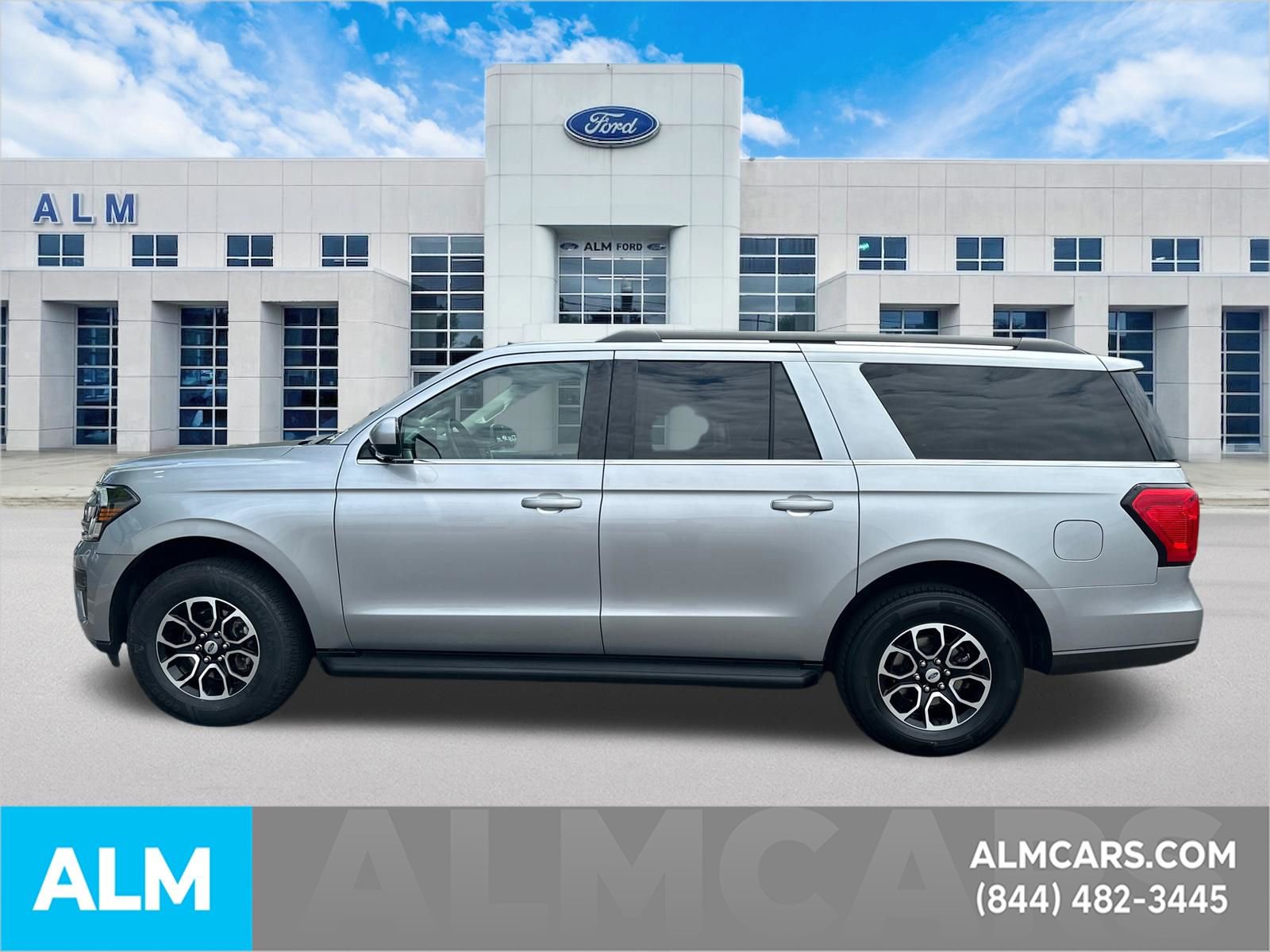 Certified 2024 Ford Expedition Max XLT RWD image 9