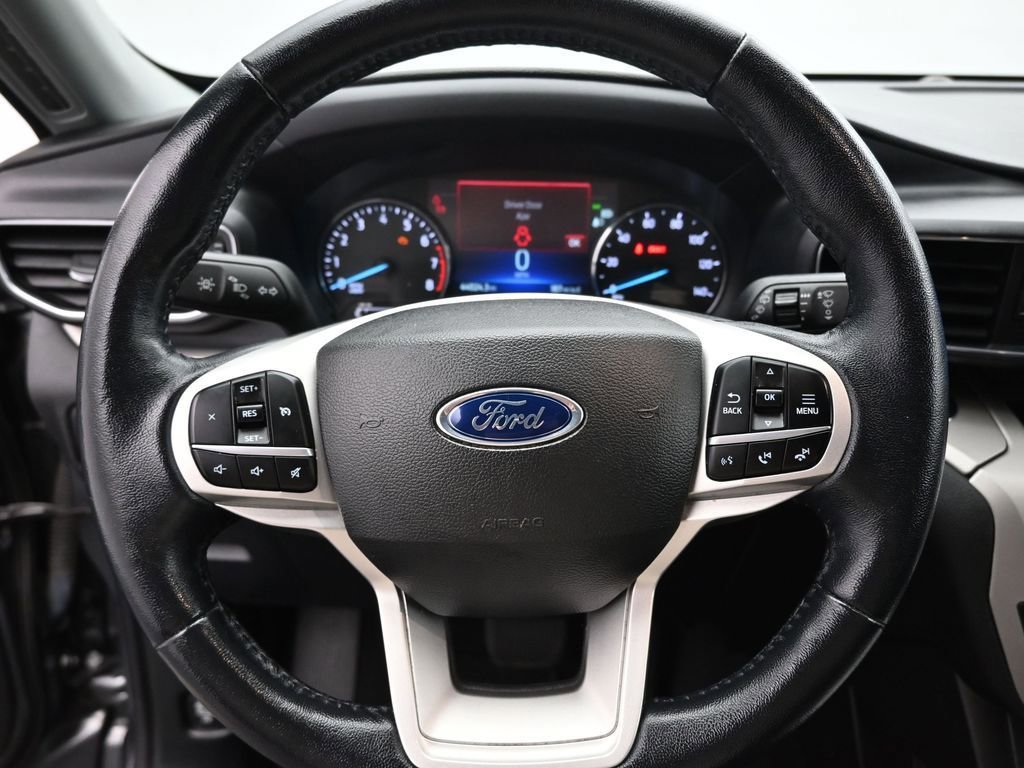 Certified 2022 Ford Explorer XLT w/ Equipment Group 202A image 41