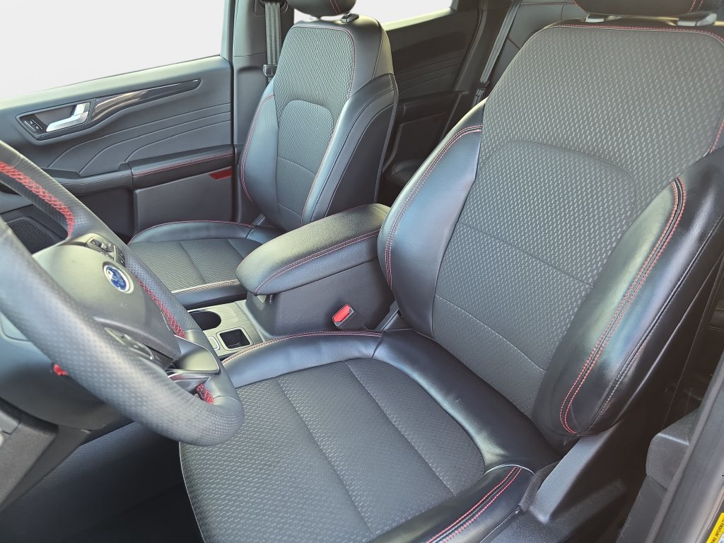 Certified 2023 Ford Escape ST-Line w/ Tech Pack #1 FWD image 13