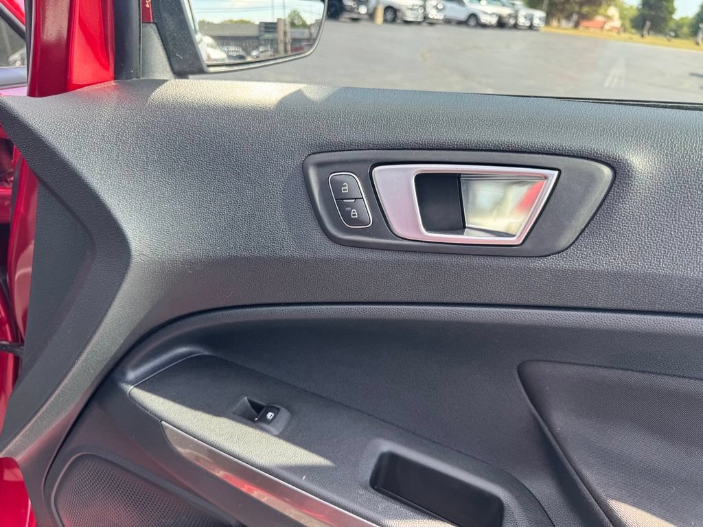Certified 2018 Ford EcoSport SE FWD image 16