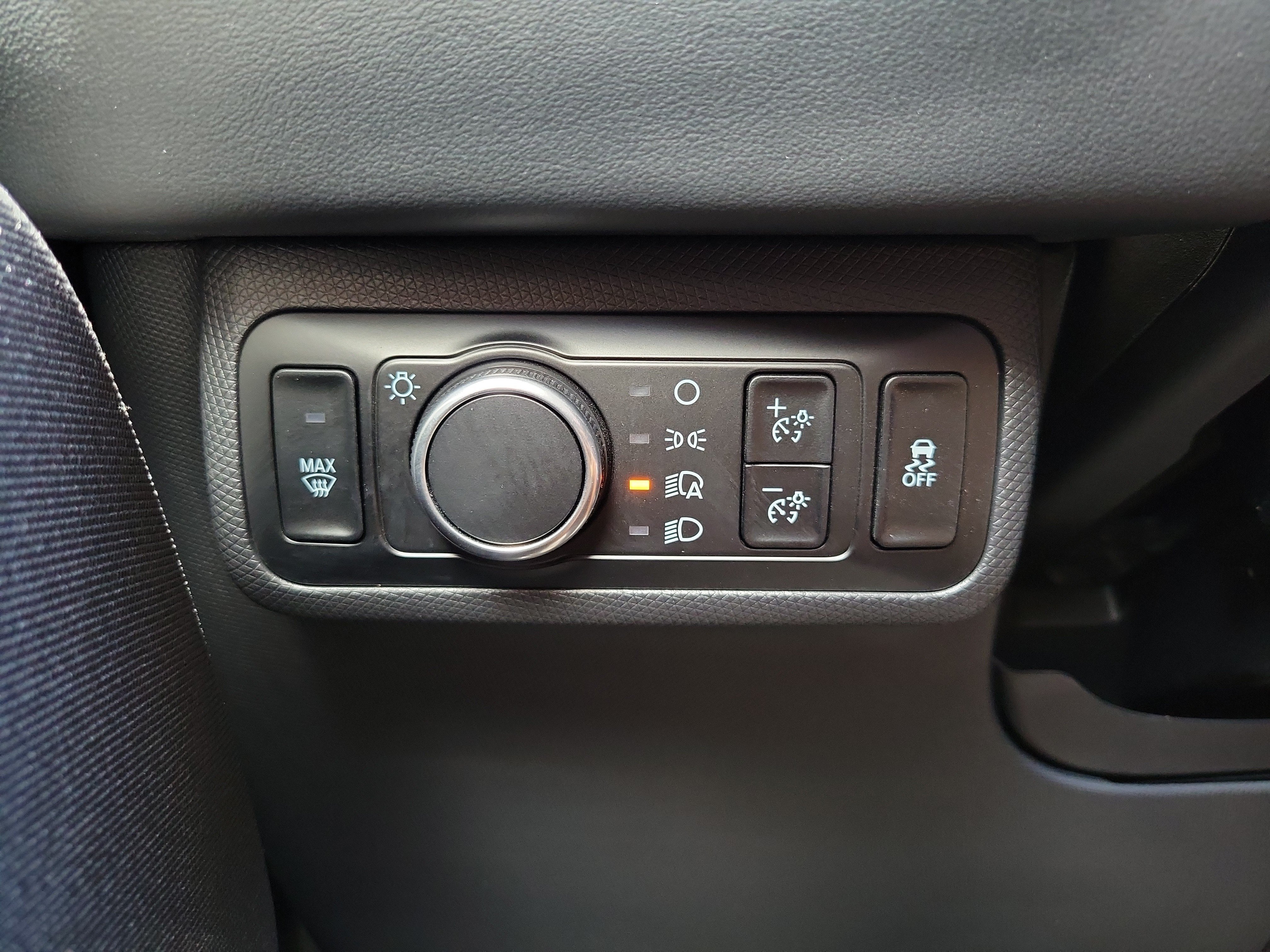 Certified 2024 Ford Mustang Mach-E Select w/ Comfort Package Lite RWD image 27