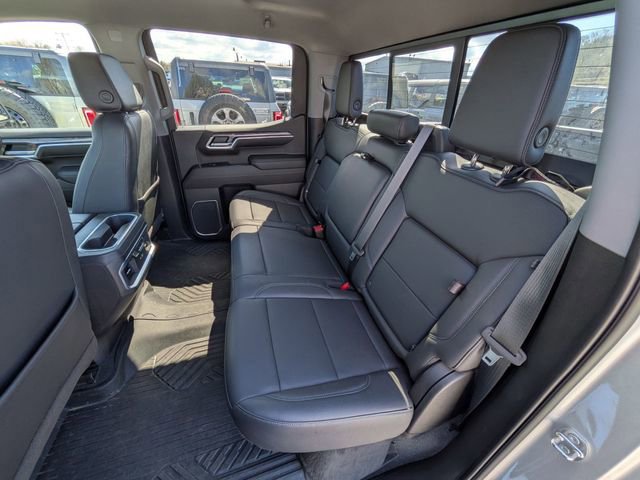 Used 2022 Chevrolet Silverado 1500 LTZ image 16