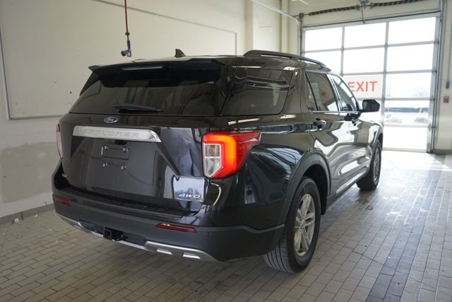 Certified 2023 Ford Explorer XLT w/ Equipment Group 202A image 15