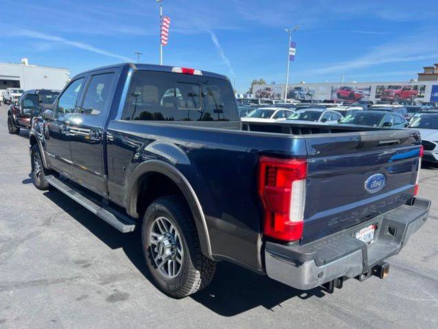 Certified 2018 Ford F250 Lariat w/ Lariat Ultimate Package RWD image 9