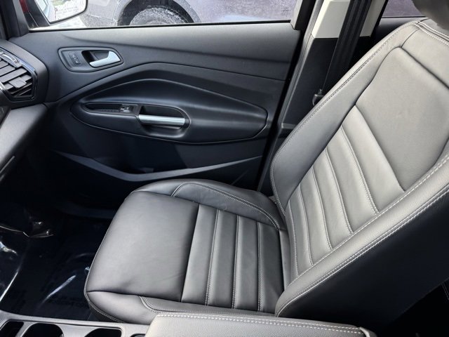 Certified 2019 Ford Escape Titanium image 24