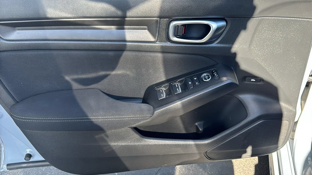 Used 2022 Honda Civic Sport image 18