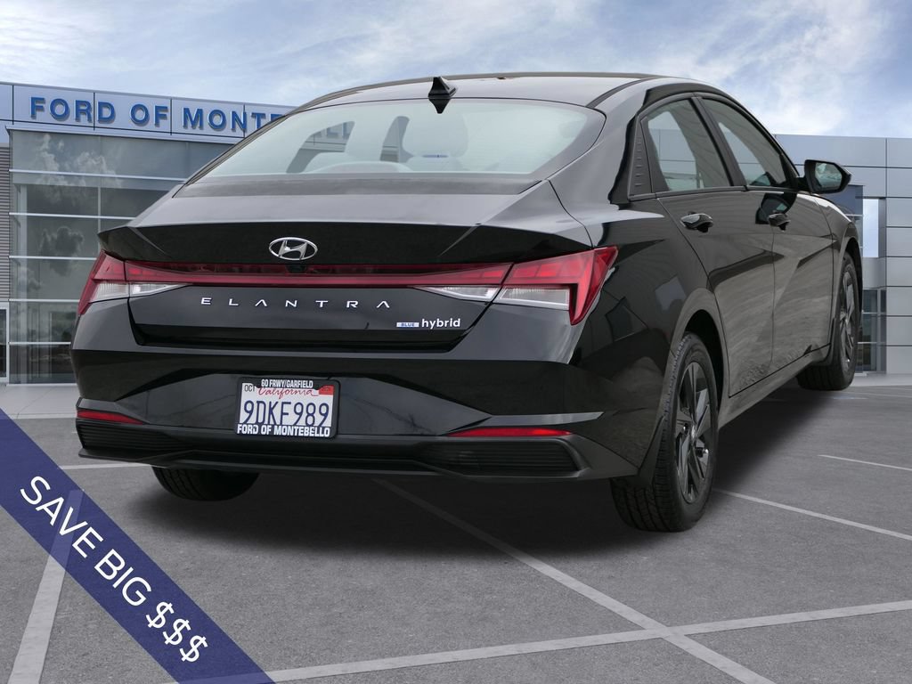 Used 2023 Hyundai Elantra Blue FWD image 4
