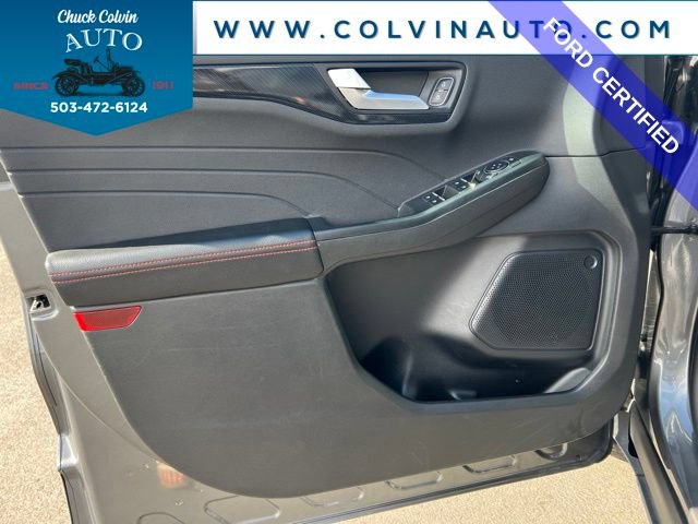 Certified 2025 Ford Escape ST-Line Select AWD/4WD image 14