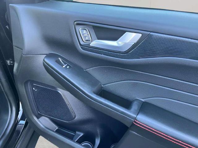 Certified 2024 Ford Escape ST-Line FWD image 8