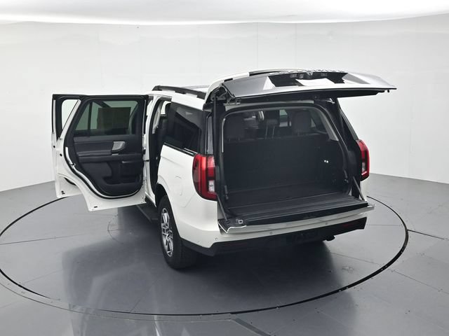 Certified 2025 Ford Expedition Active AWD/4WD image 50