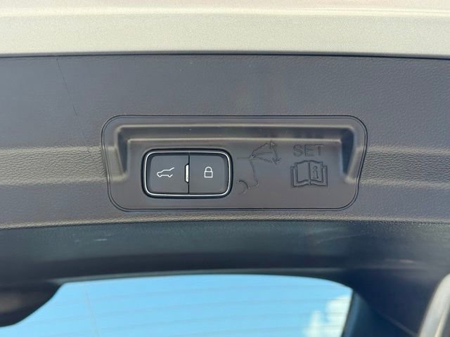Certified 2022 Ford Explorer ST AWD/4WD image 14