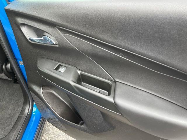 Used 2022 Chevrolet Bolt LT w/ Infotainment Package FWD image 13