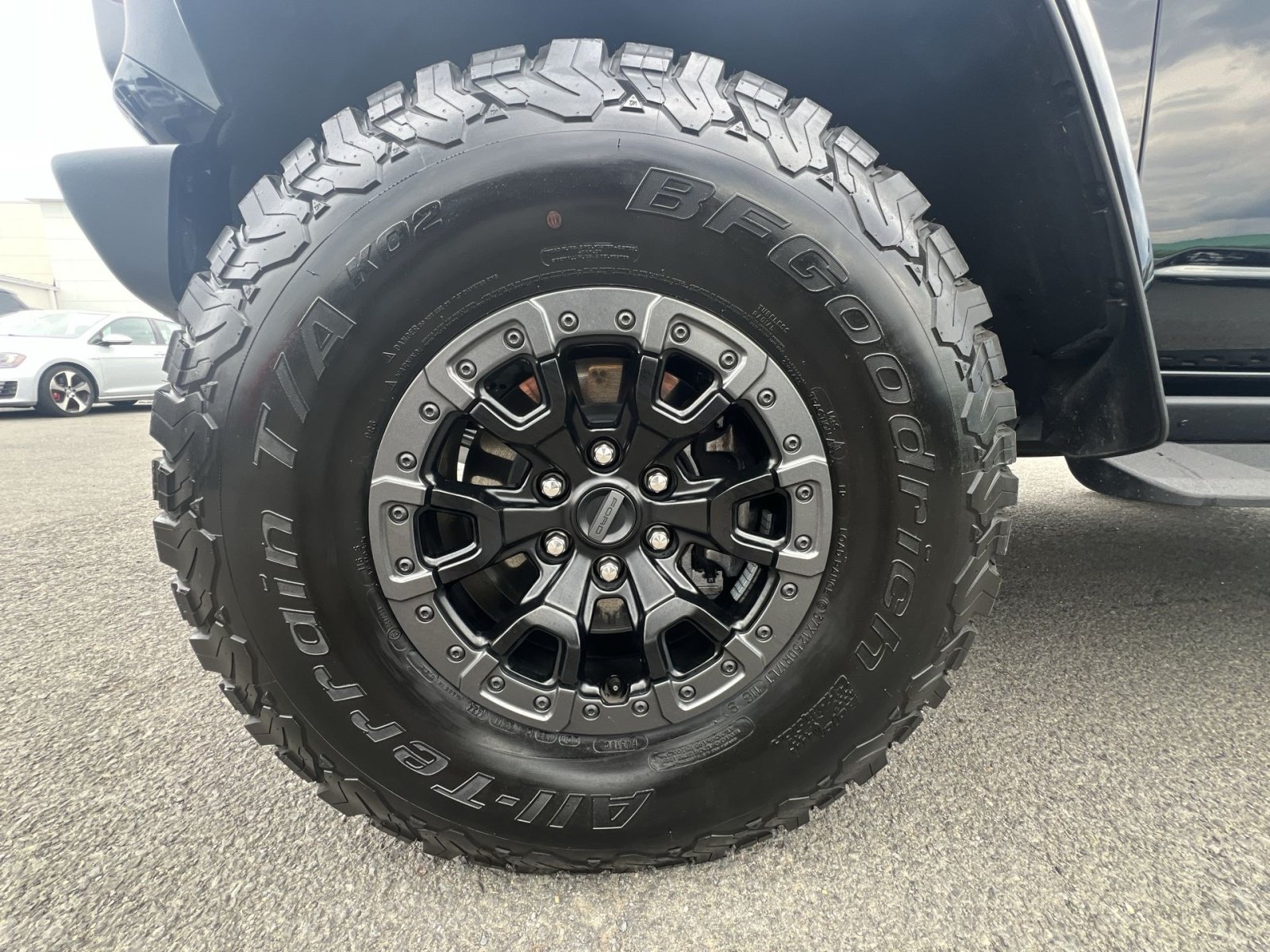 Certified 2024 Ford Bronco Raptor w/ Interior Carbon Fiber Pack 6 AWD/4WD image 28