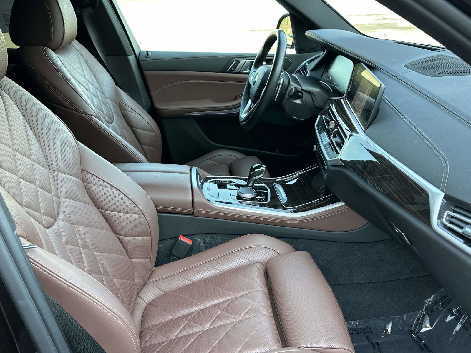 Used 2023 BMW X5 xDrive40i w/ Premium Package AWD/4WD image 9