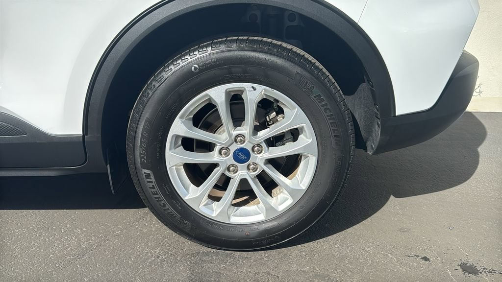 Certified 2022 Ford Escape SE image 8