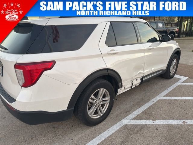 Certified 2022 Ford Explorer XLT w/ Equipment Group 202A image 4