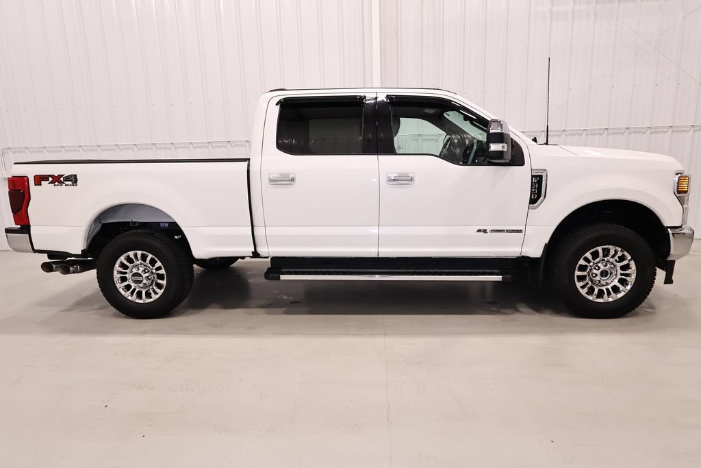 Certified 2022 Ford F350 Lariat w/ Chrome Package AWD/4WD image 2