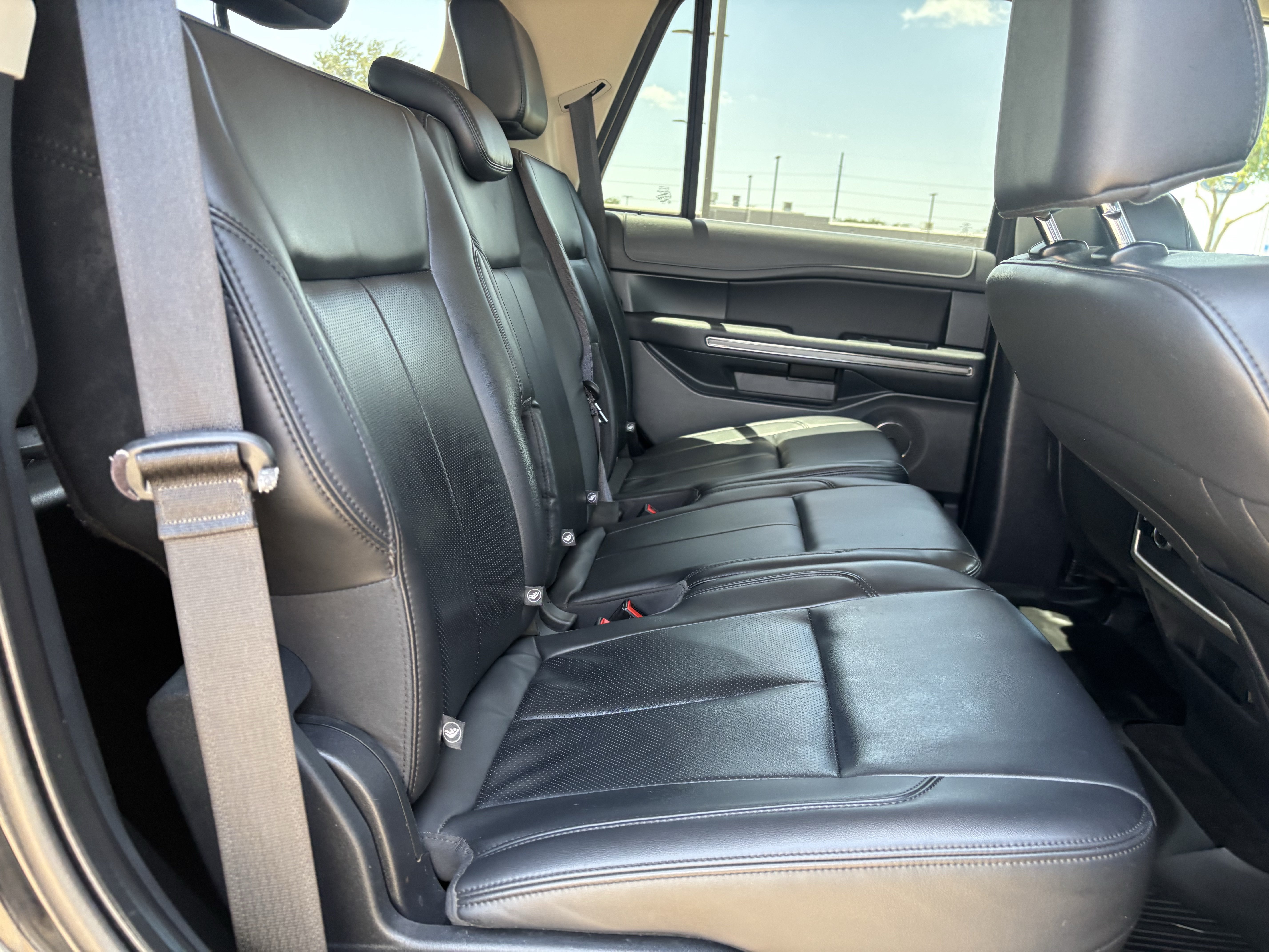 Certified 2023 Ford Expedition XLT RWD image 21