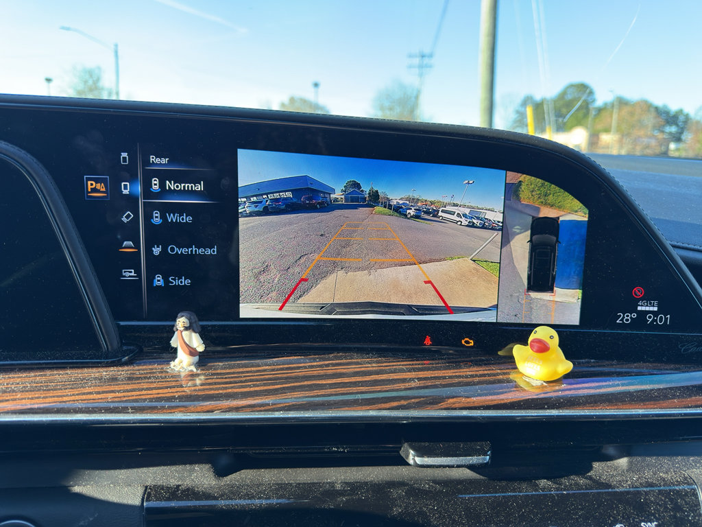 Used 2021 Cadillac Escalade ESV Premium Luxury w/ LPO, Radiant Package image 24