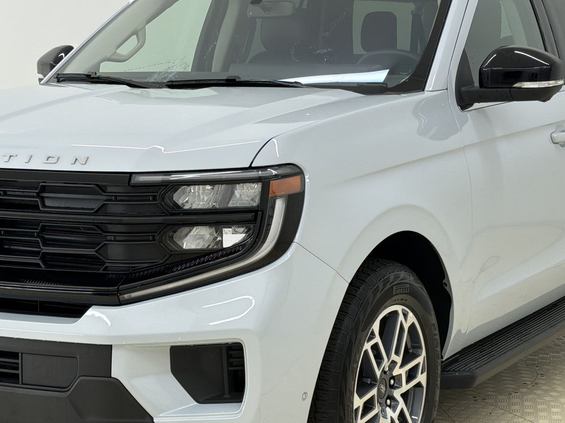 Certified 2025 Ford Expedition Max Active AWD/4WD image 26