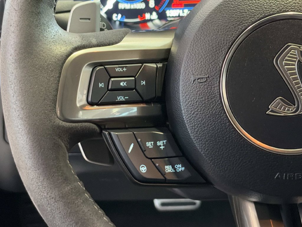 Certified 2022 Ford Mustang Shelby GT500 w/ Technology Package RWD image 14