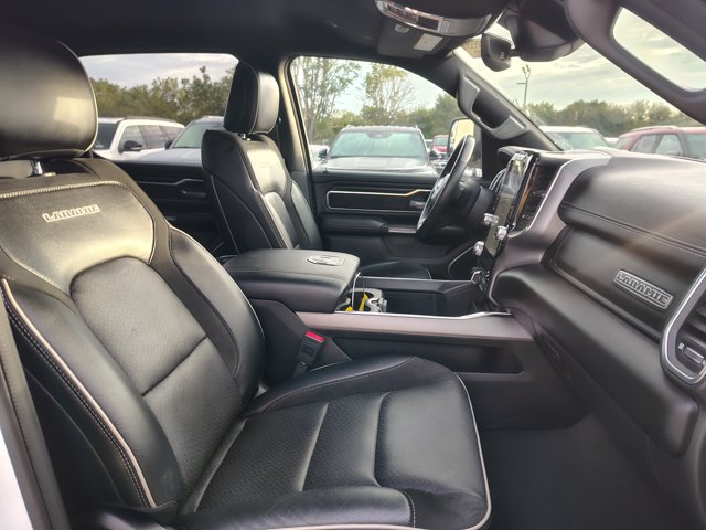 Used 2023 RAM 1500 Laramie AWD/4WD image 15