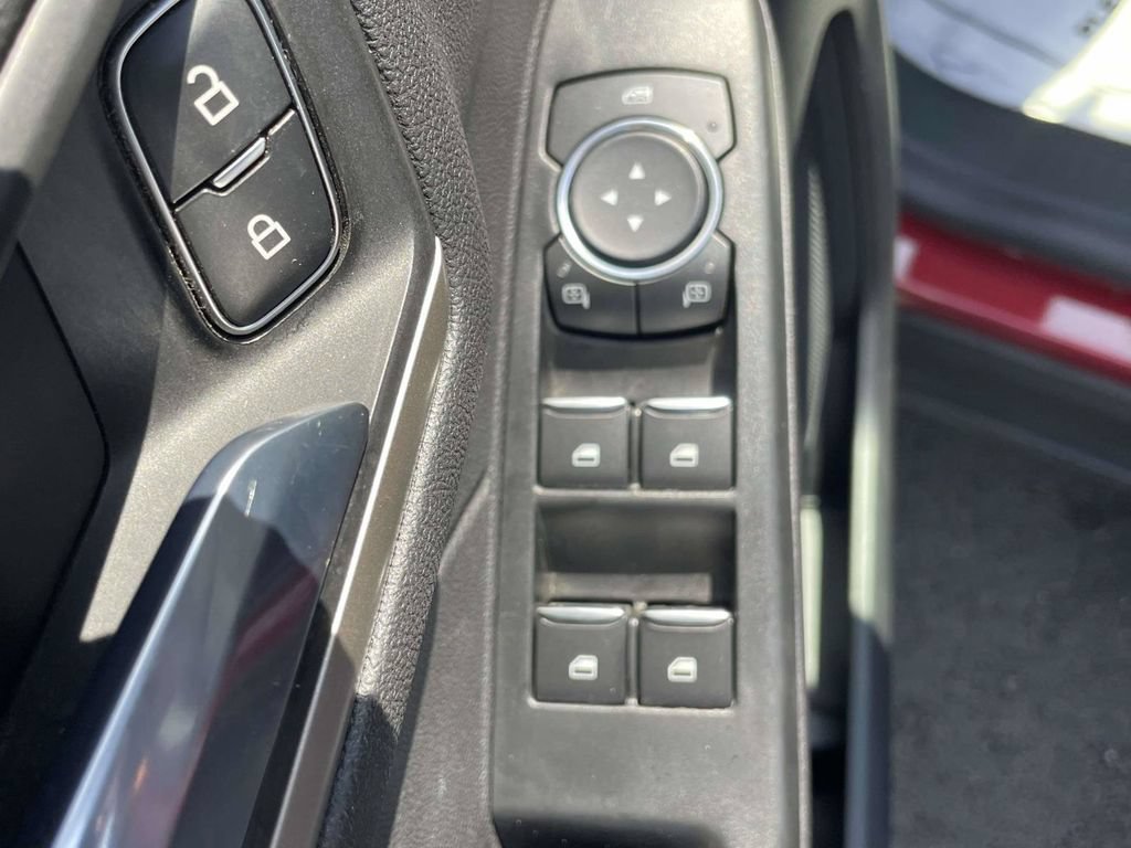 Certified 2022 Ford Escape SEL FWD image 16