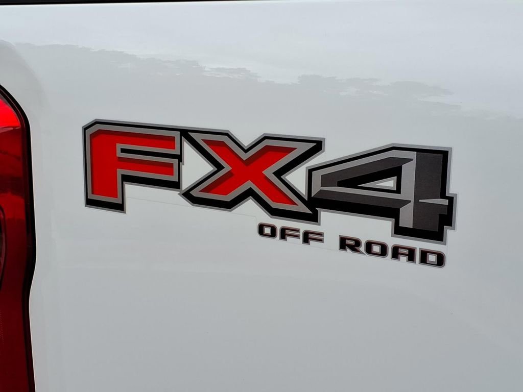 Certified 2023 Ford F250 Lariat w/ Lariat Ultimate Package image 15