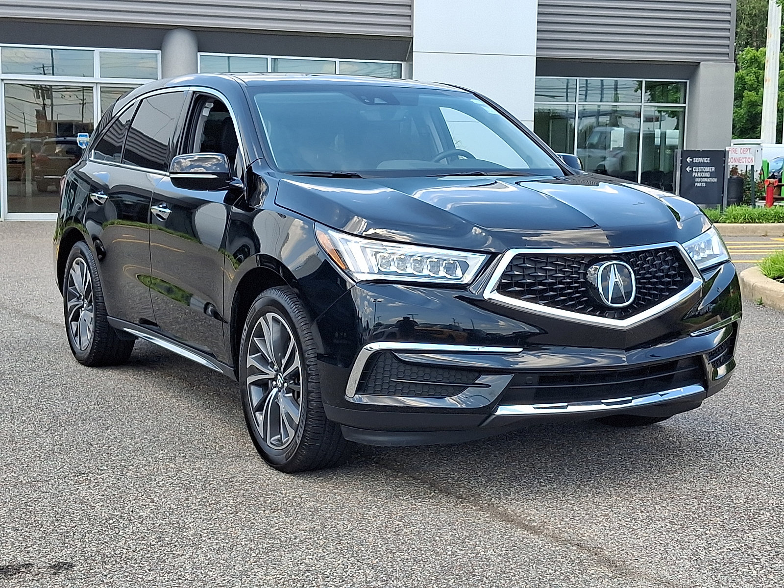 Used 2020 Acura MDX SH-AWD w/ Technology Package image 2