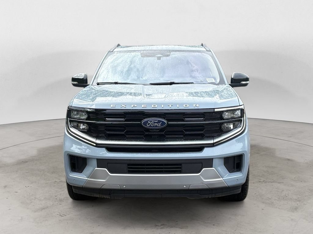 Certified 2025 Ford Expedition Max Platinum w/ Driver's Package AWD/4WD image 2