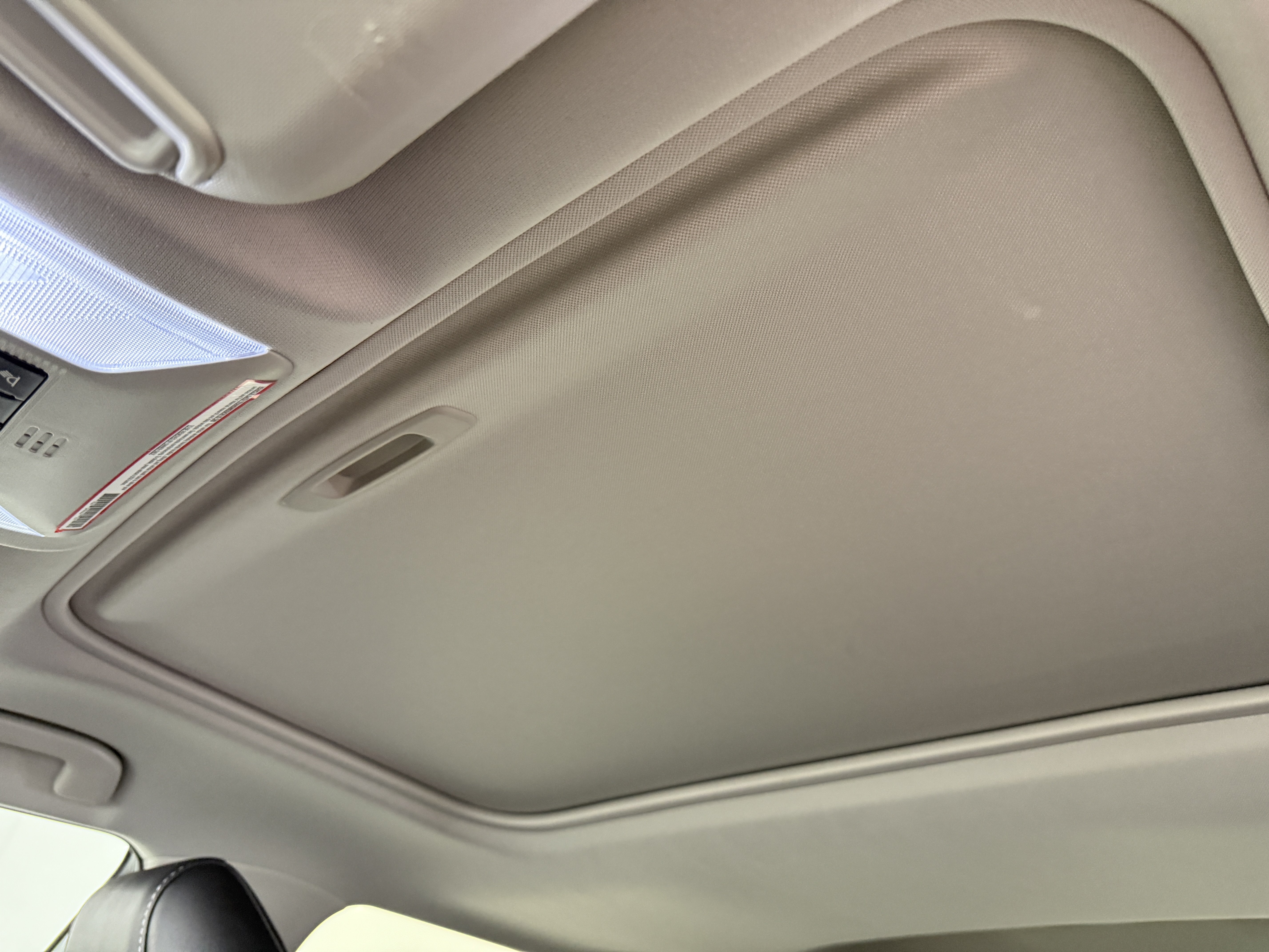 Used 2021 Toyota RAV4 XLE Premium FWD image 17