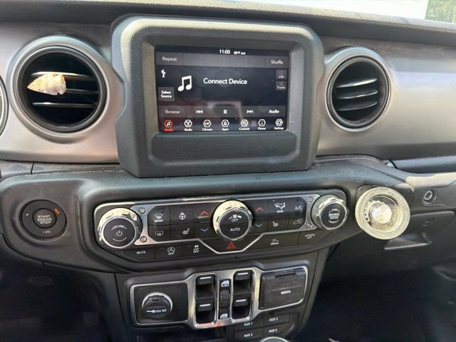 Used 2020 Jeep Gladiator Sport w/ Quick Order Package 24S AWD/4WD image 13