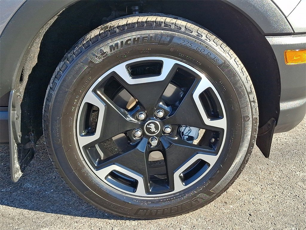 Certified 2023 Ford Bronco Sport Outer Banks w/ Tech Package image 9